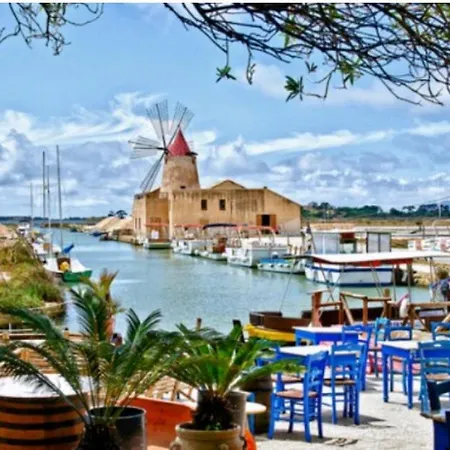 Be Sicily - In The Center 80 Mt From The Beach - In Centro Sul Mare - 70 Mq Trapani Esterno foto
