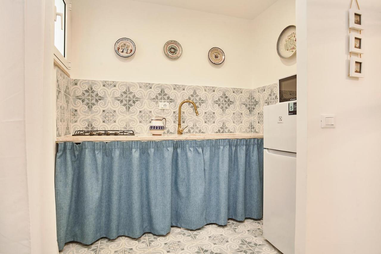Apartment Be Sicily - In The Center 80 Mt From The - In Centro Sul Mare - 70 Mq *